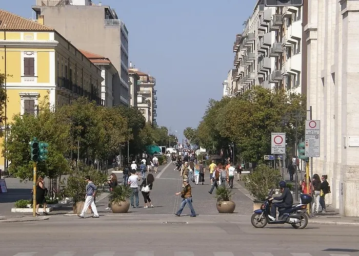 Amelia Oda ve Kahvaltı